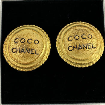 Chanel Earring Metal Gold Logo Earring Vintage Circle Women