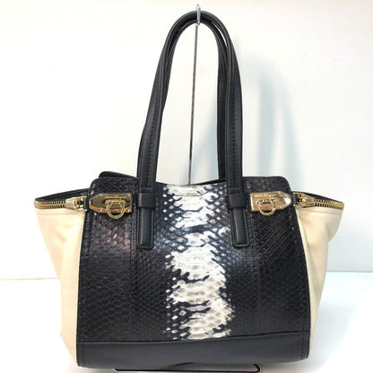 Salvatore Ferragamo Handbag Leather Black Gancini Shoulder Bag Women