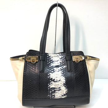 Salvatore Ferragamo Handbag Leather Black Gancini Shoulder Bag Women