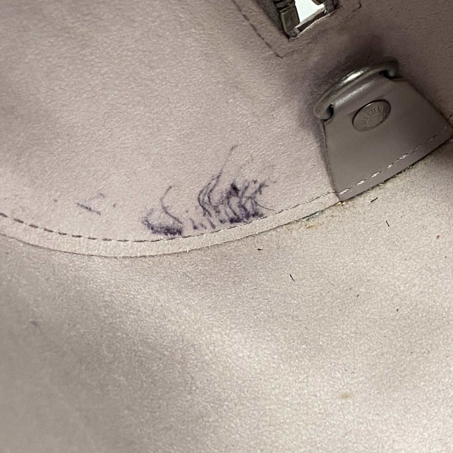 Louis Vuitton Epi Soufflot Handbag M5222B Lila