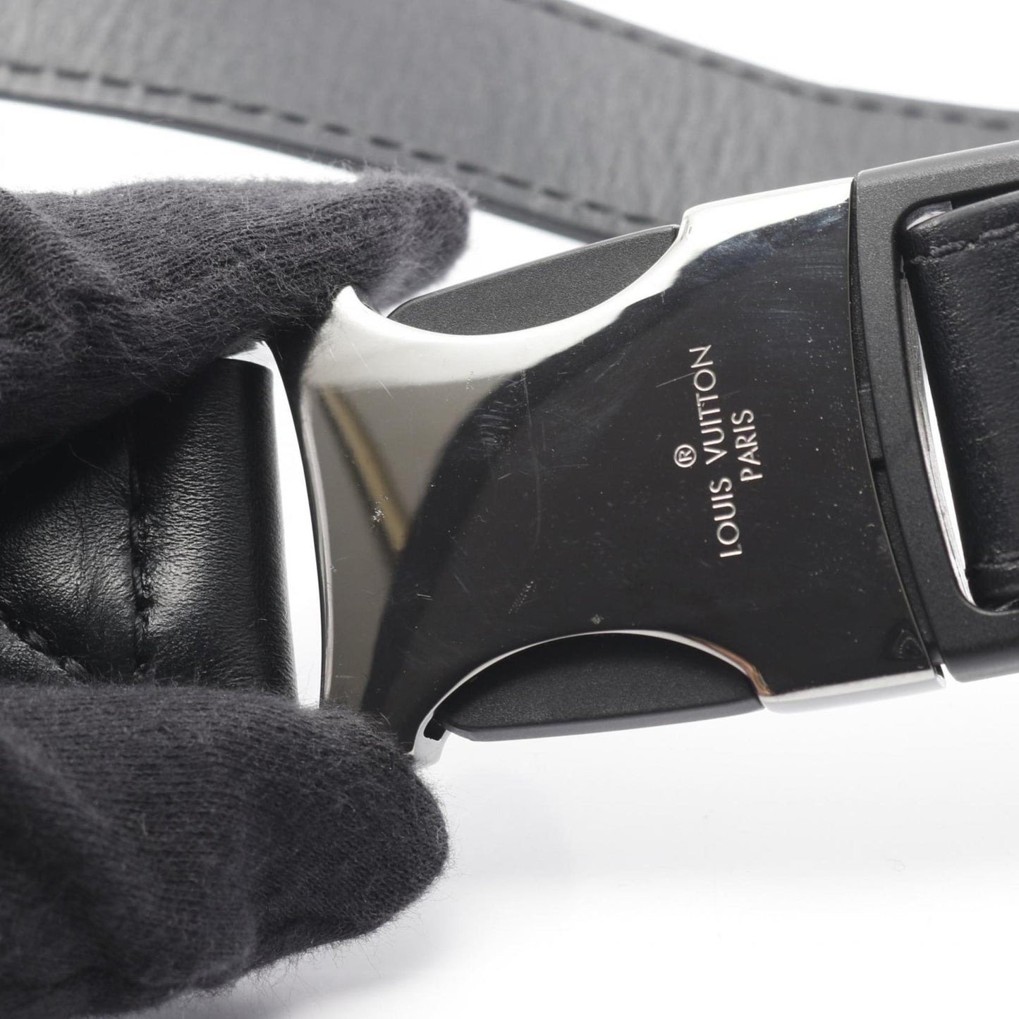 Louis Vuitton Discovery Bum Bag