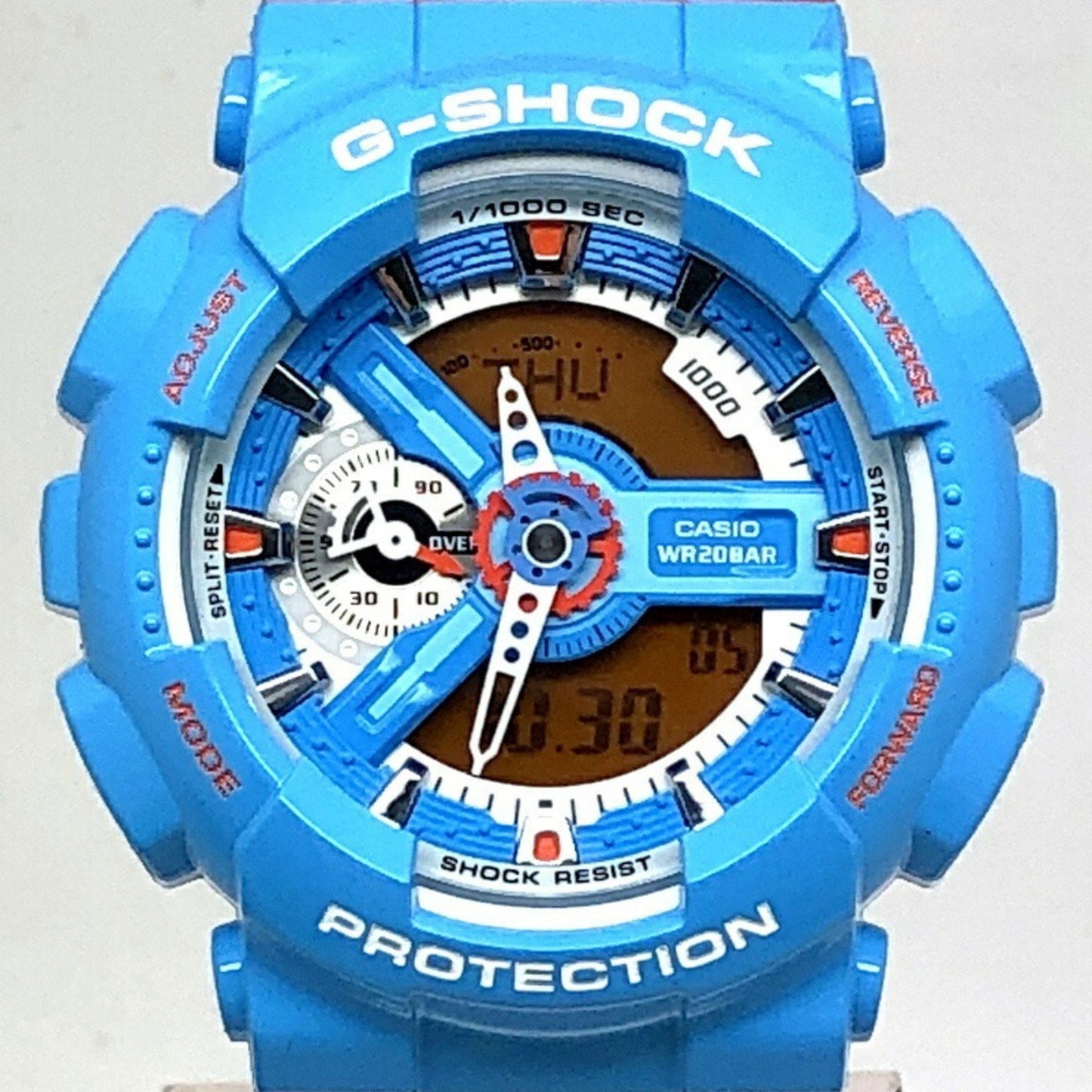 Casio G-Shock Ga-110Nc-2A Watch With A Large Case