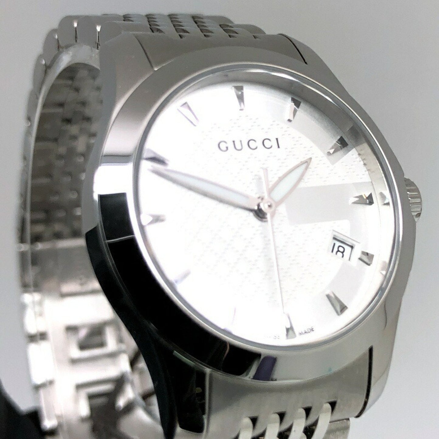Gucci G Timeless Quartz 126.5 Stainless Steel Battery-Operated Women'S Watch With Date Display