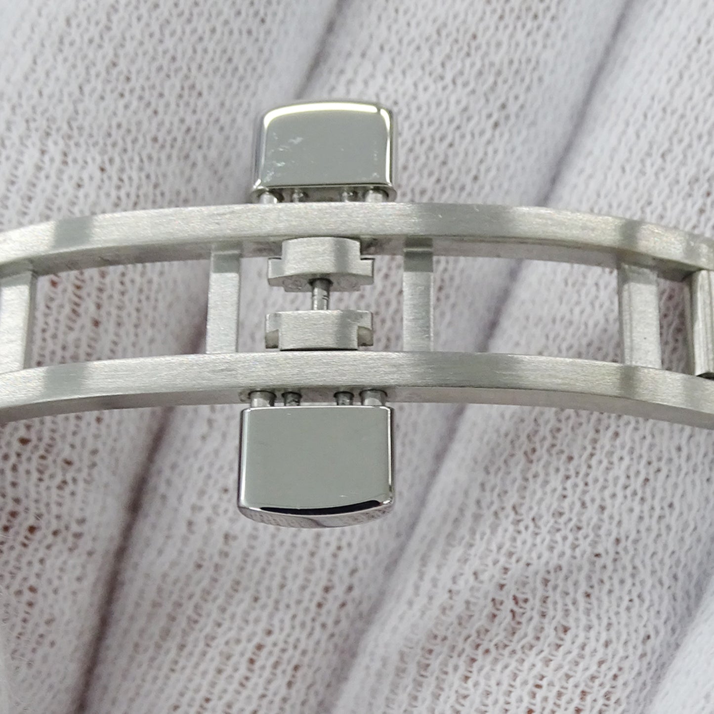 Gucci Men'S Dive Date Quartz Watch