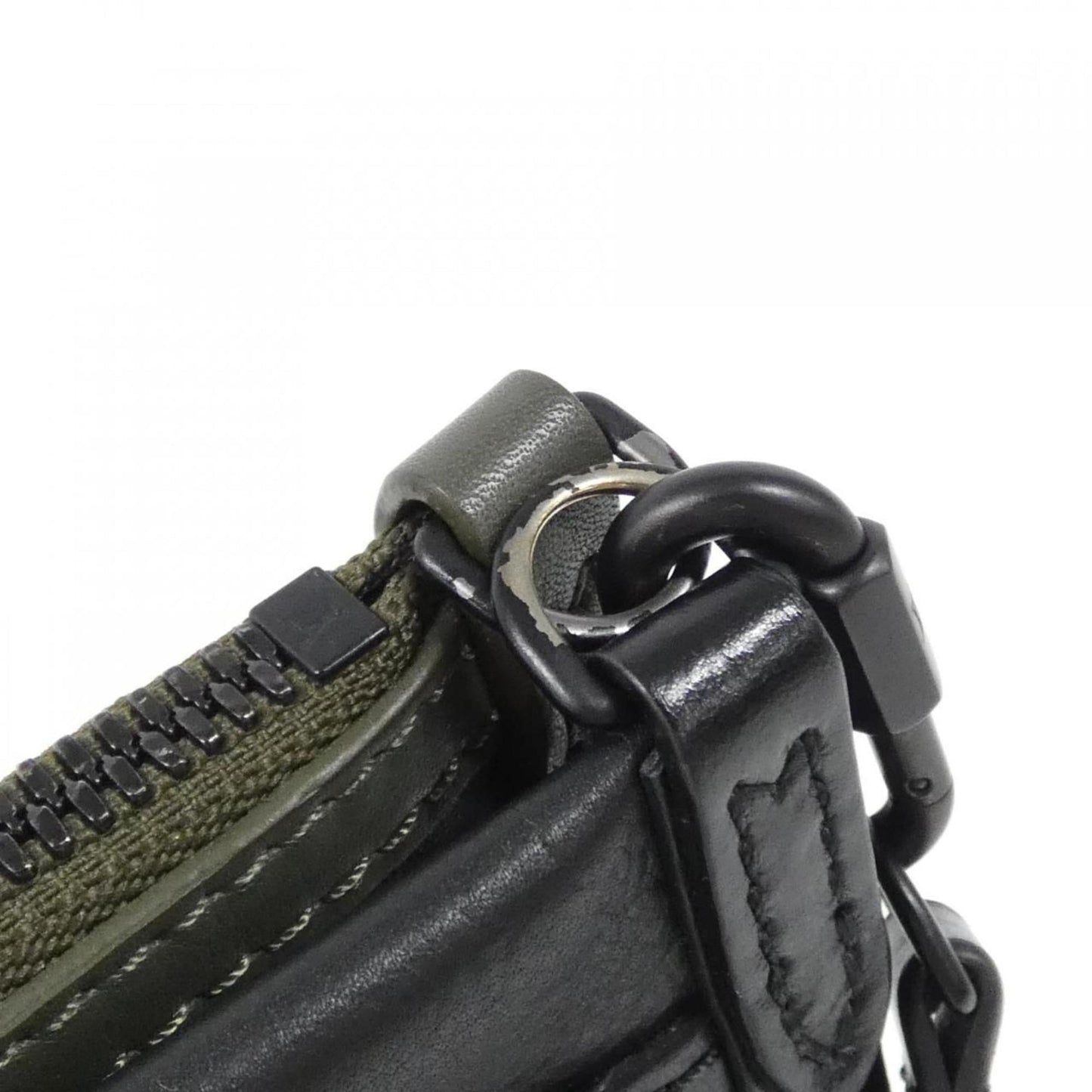 Leather Louis Vuitton Shoulder Bag