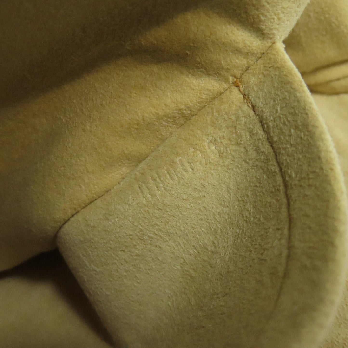 Louis Vuitton M40027 Hudson Handbag Monogram Canvas