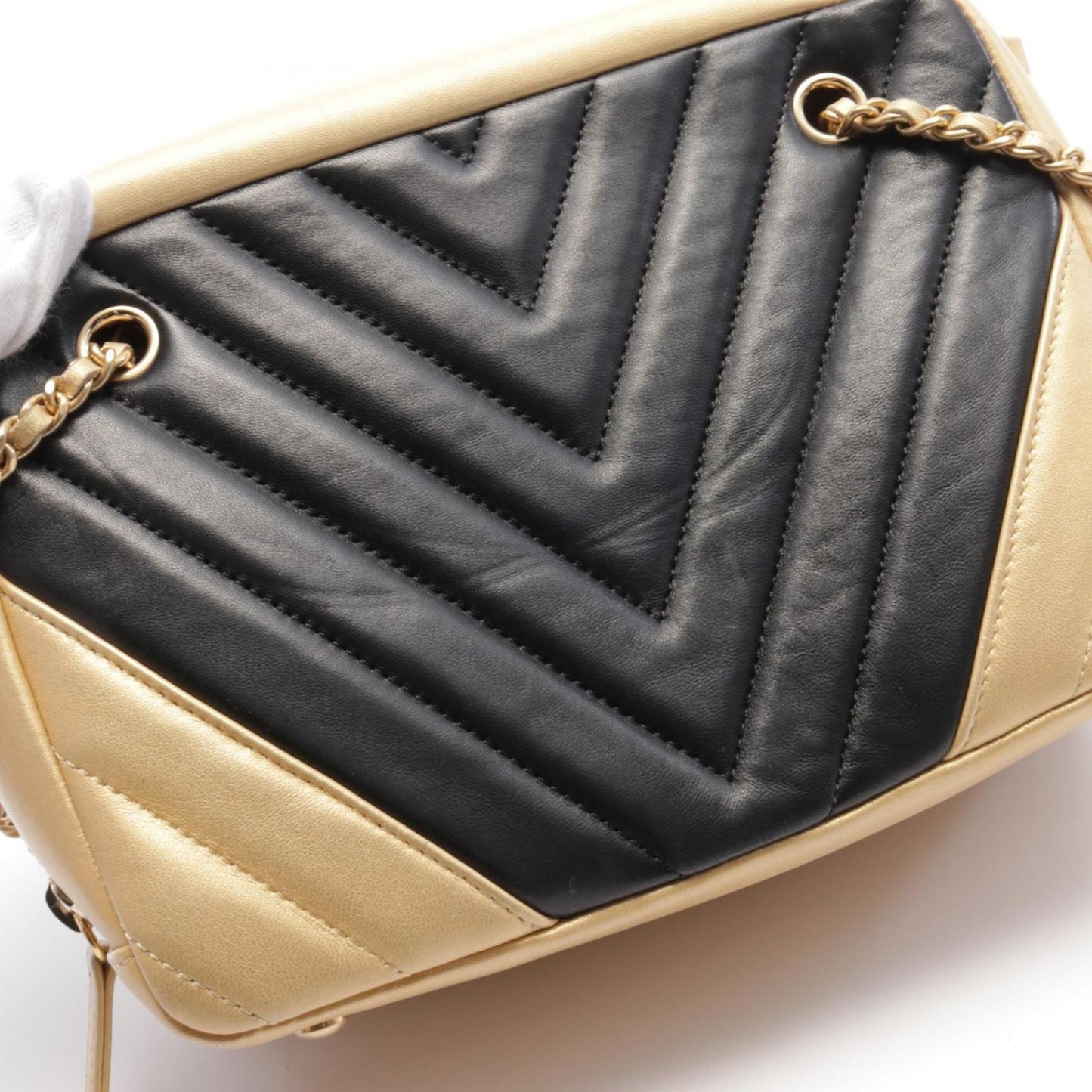 Chanel V-Stitch Shoulder Bag In Lambskin Leather
