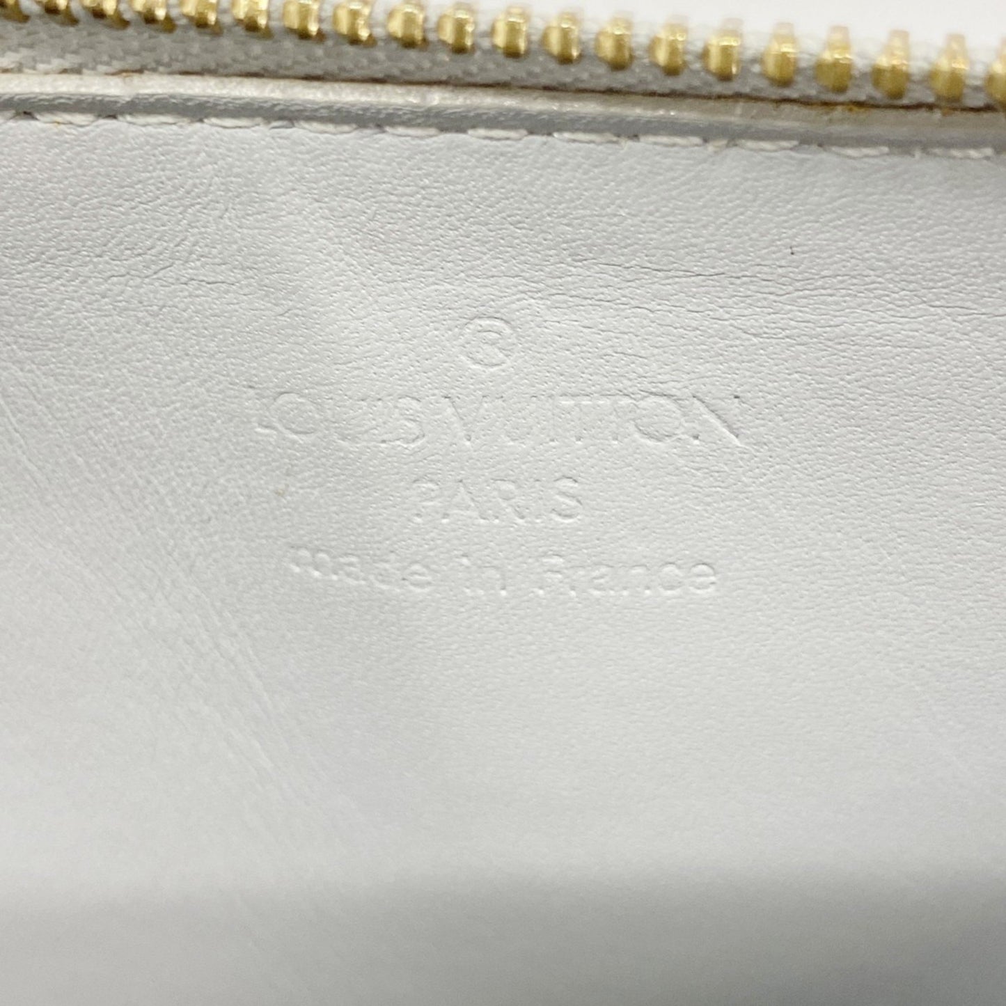 Louis Vuitton Vernis Lexington Pouch M91056