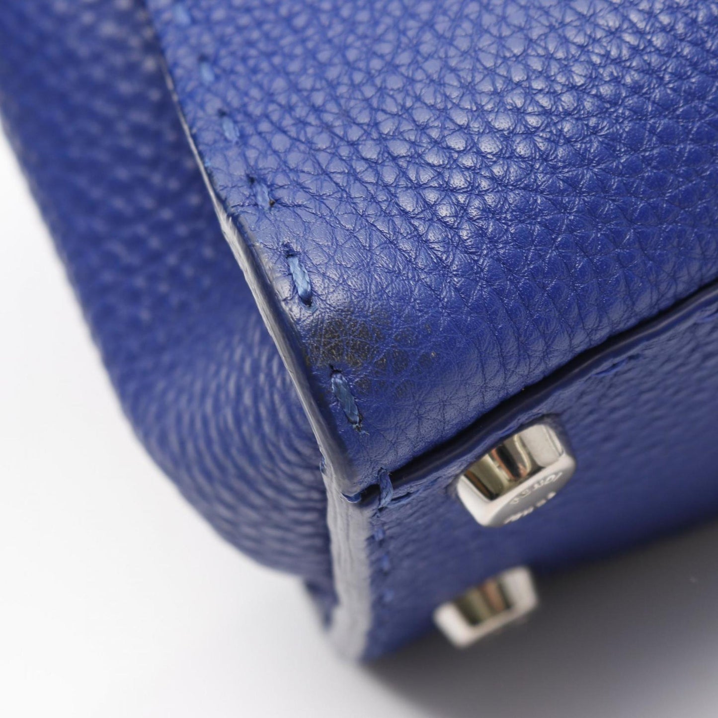 Fendi Peekaboo Regular Handbag