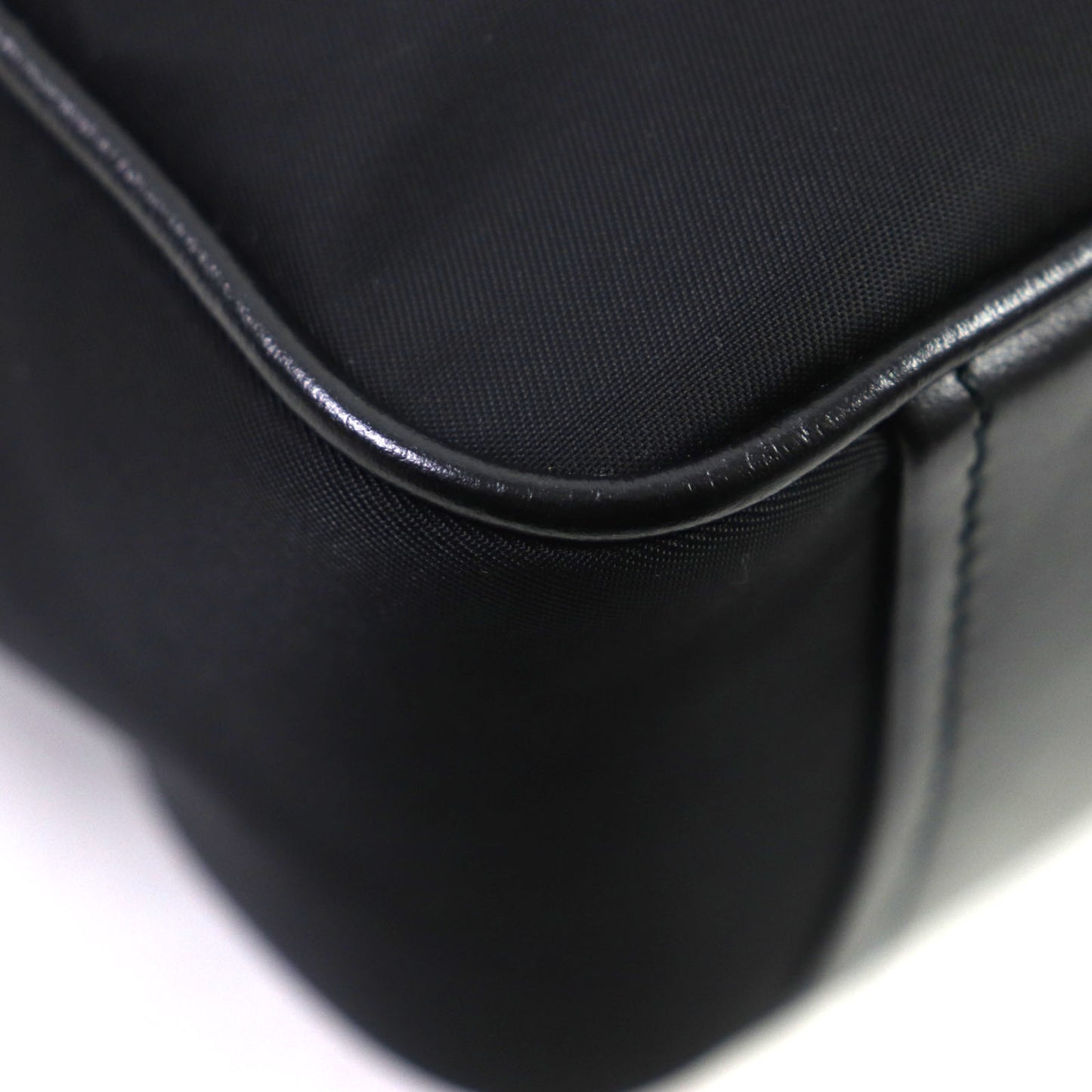 Prada 1Bh197 Triangle Logo Re-Nyion Nylon And Leather Shoulder Bag With Pouch