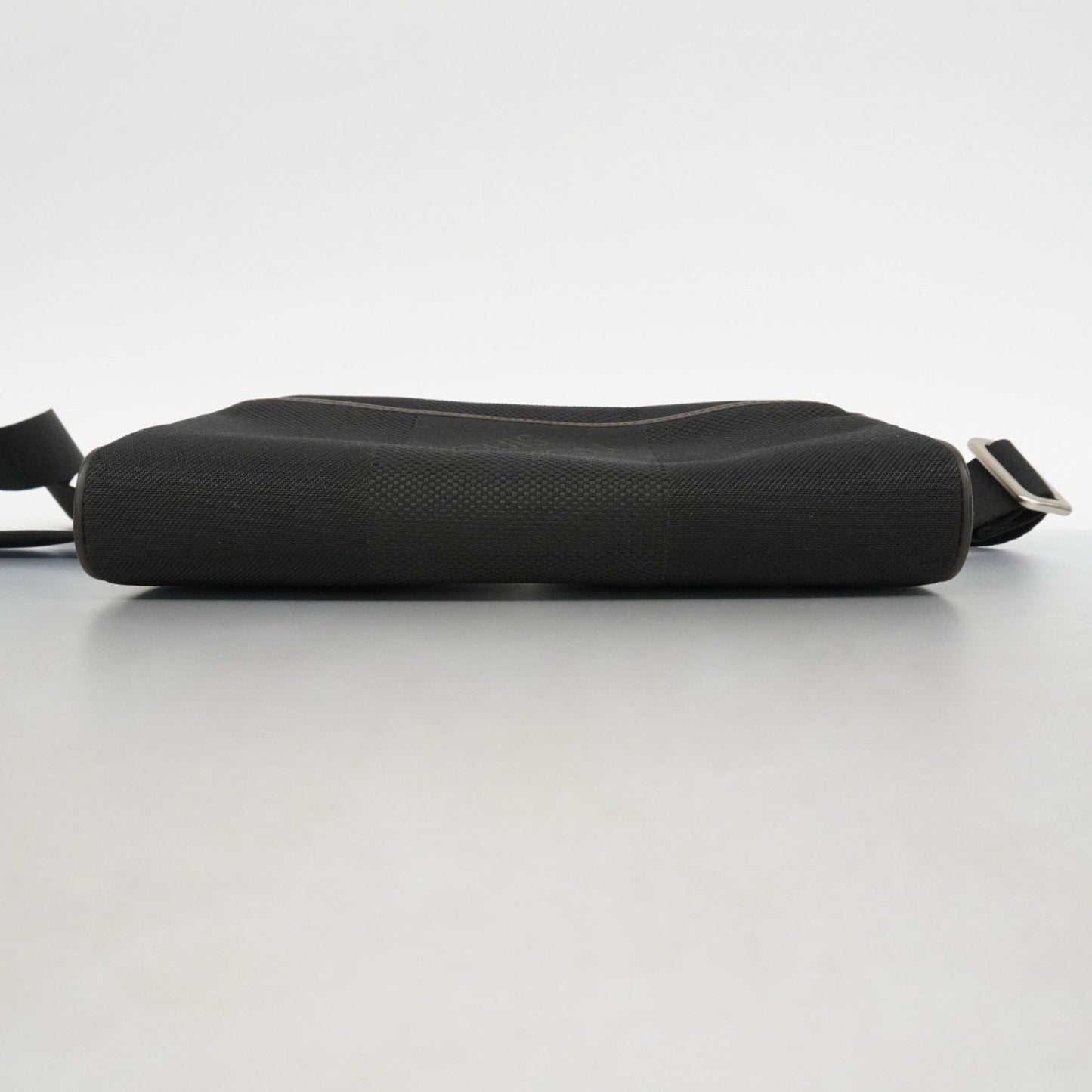 Louis Vuitton Damier Geant Acrobat Waist Bag M93620 Noir