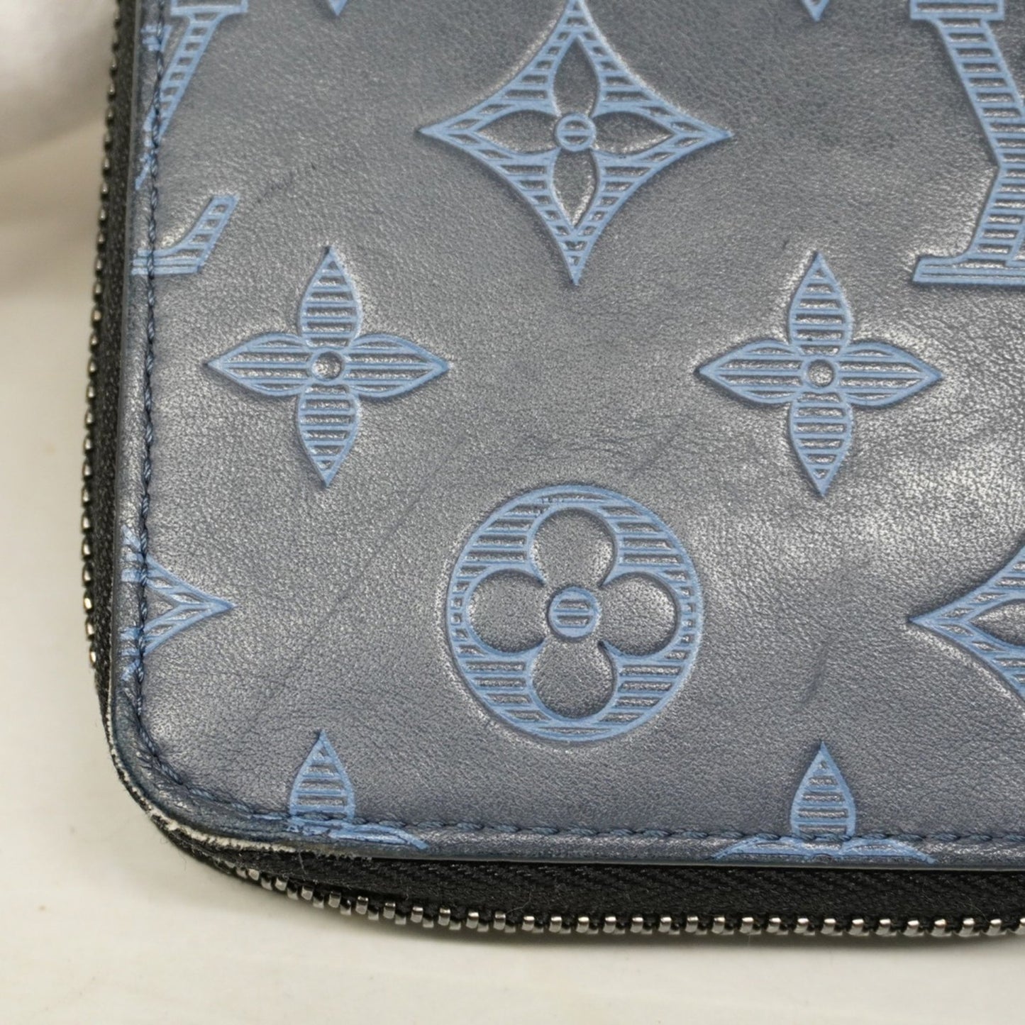 Louis Vuitton Monogram Shadow Zippy Wallet Vertical M80423 Navy