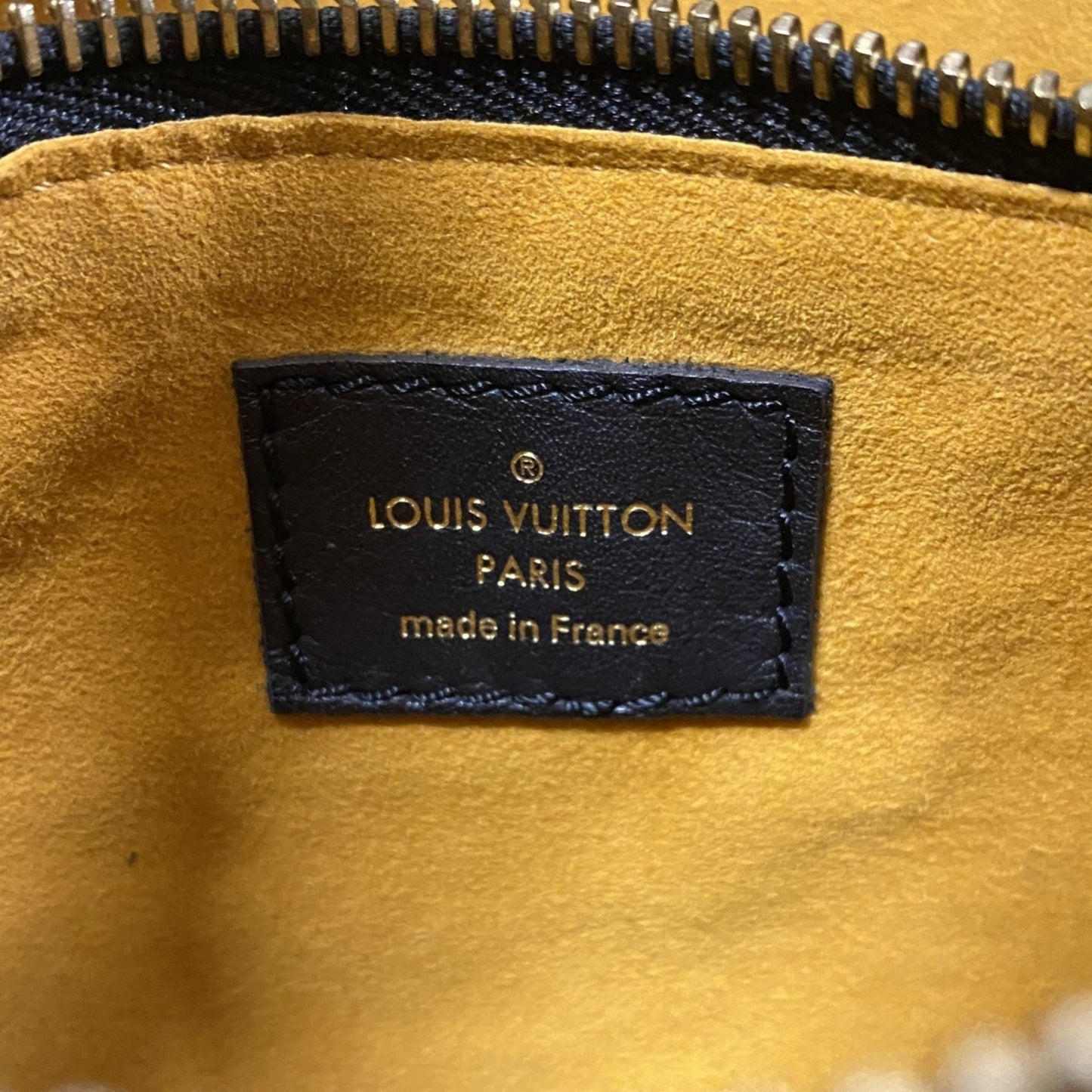 Louis Vuitton Monogram Jungle Neonoe Shoulder Bag M44717 Caramel