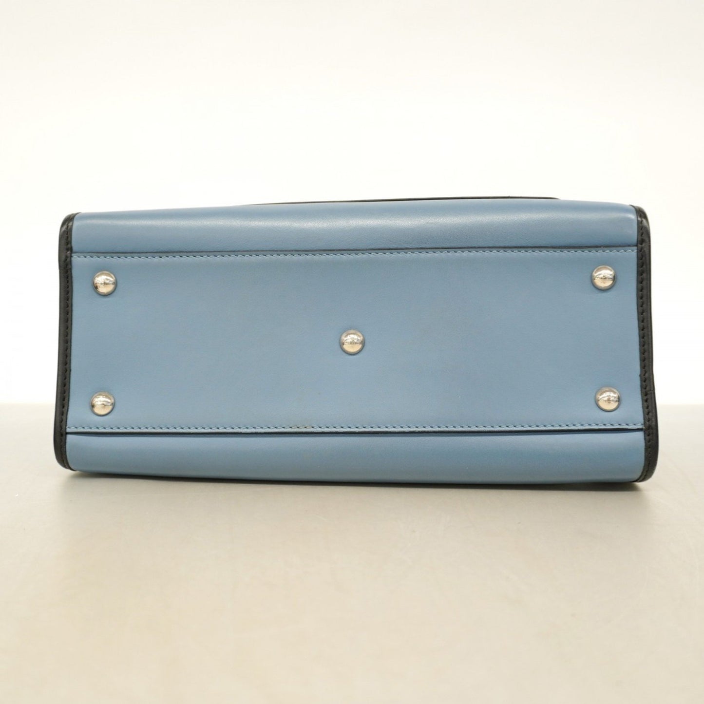 Fendi Runaway Leather Handbag In Blue And Gold