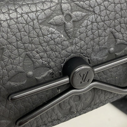 Louis Vuitton Monogram Taurillon Steamer Wearable Wallet Shoulder Bag M81746 Black