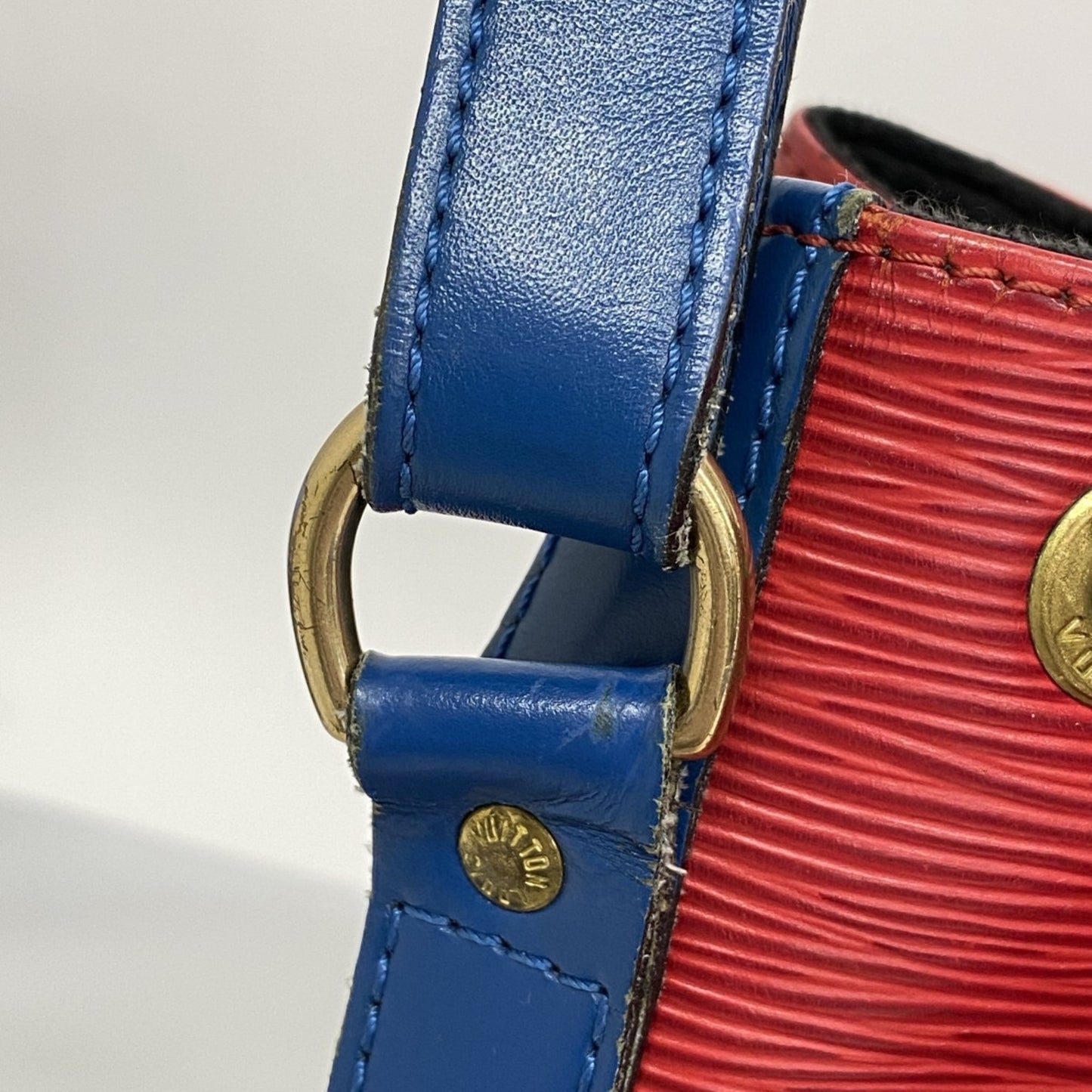 Louis Vuitton Epi Noe Shoulder Bag M44082 In Castilian Red