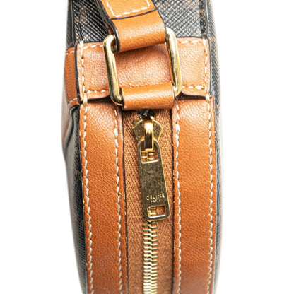 Celine Triomphe Round Purse Shoulder Bag In Black