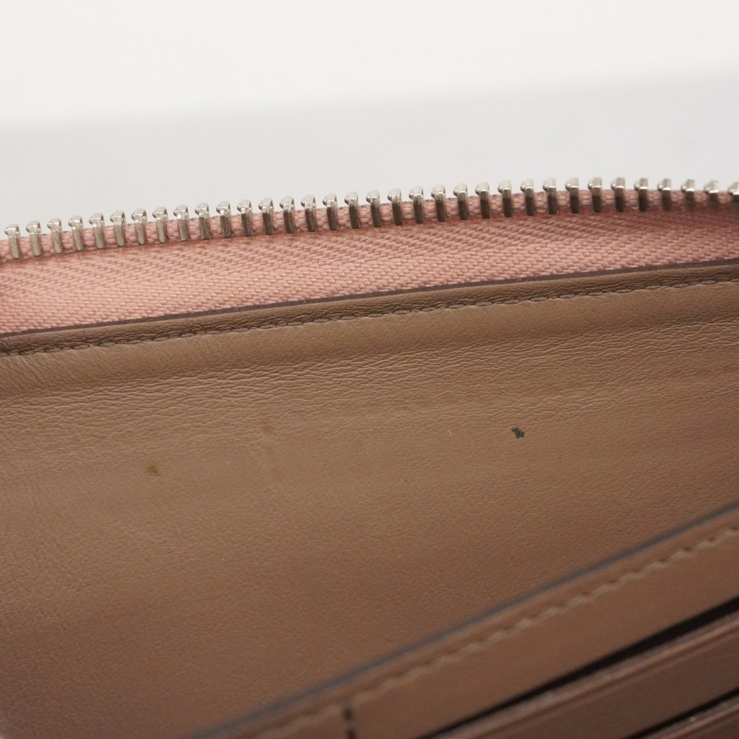 Louis Vuitton Portefeuille Comet Long Wallet M60148 Magnolia