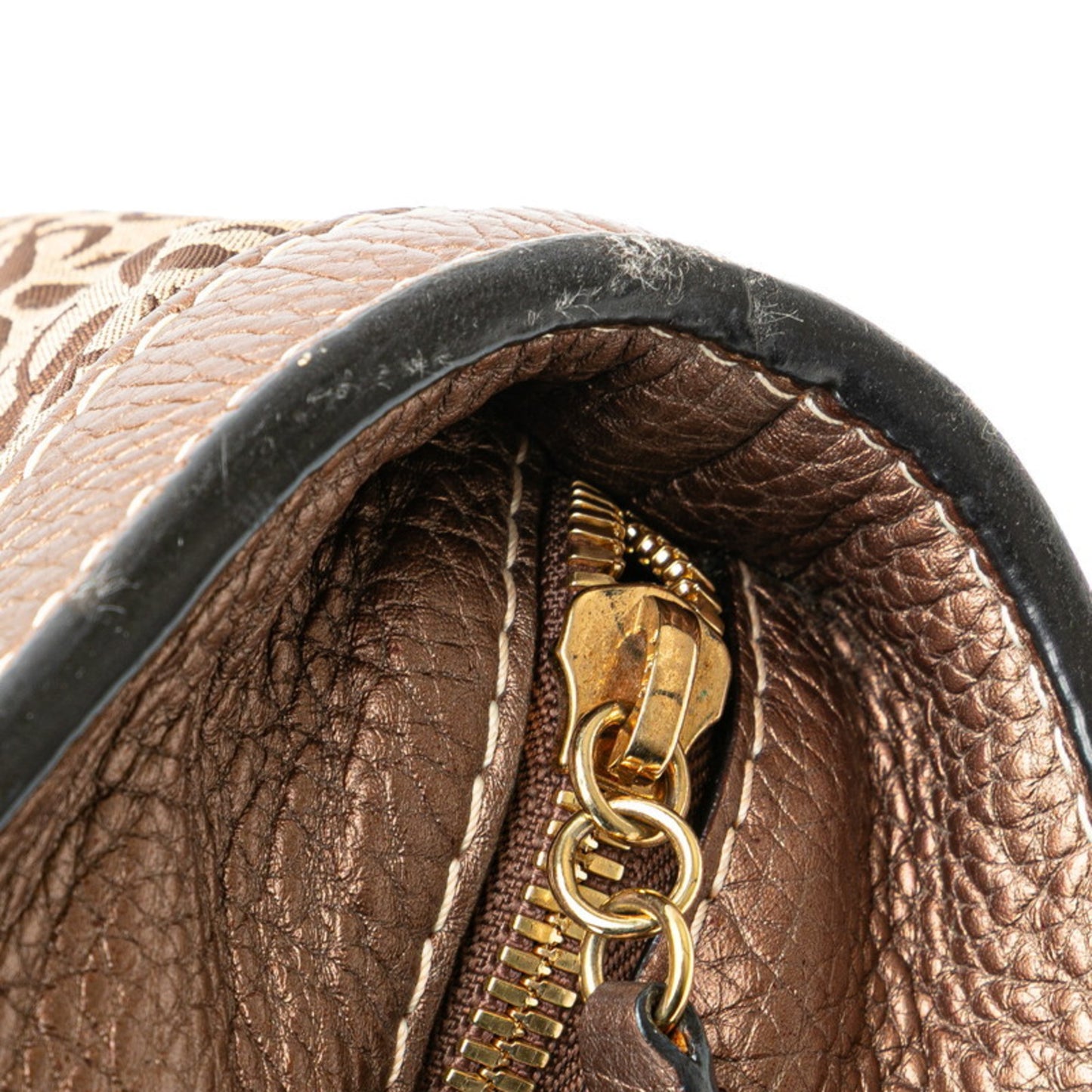 Loewe New Road Line Handbag In Beige