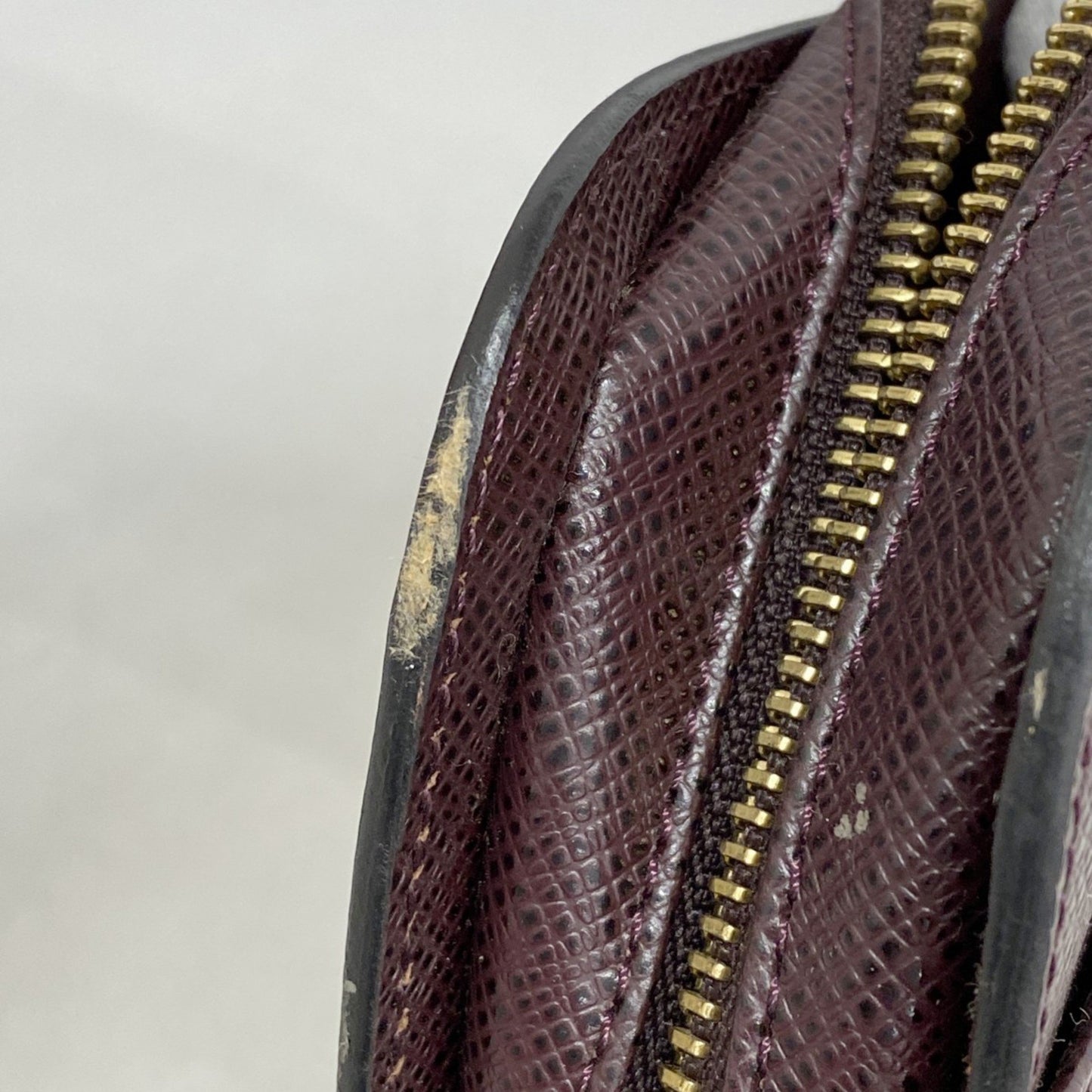 Louis Vuitton Taiga Baikal Clutch Bag M30186 Acajou