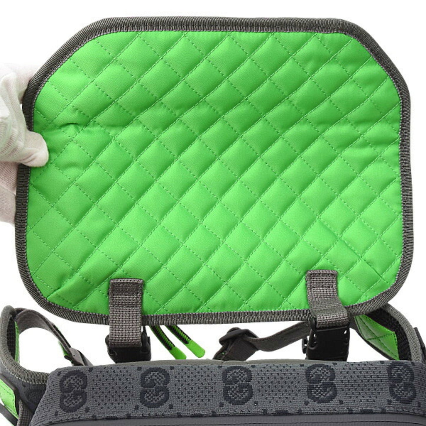 Gucci Men'S Small Backpack Gg Nylon Belt Bag In Gray