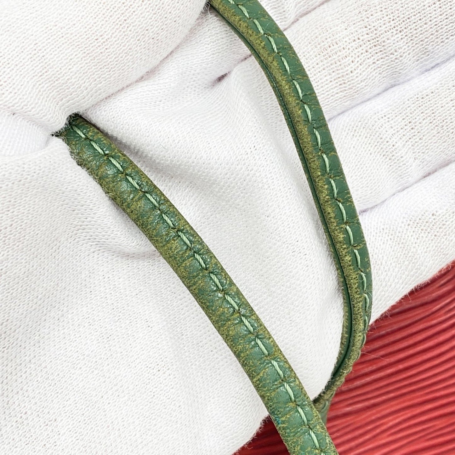 Louis Vuitton Epi Noe Shoulder Bag M44082 In Castilian Red