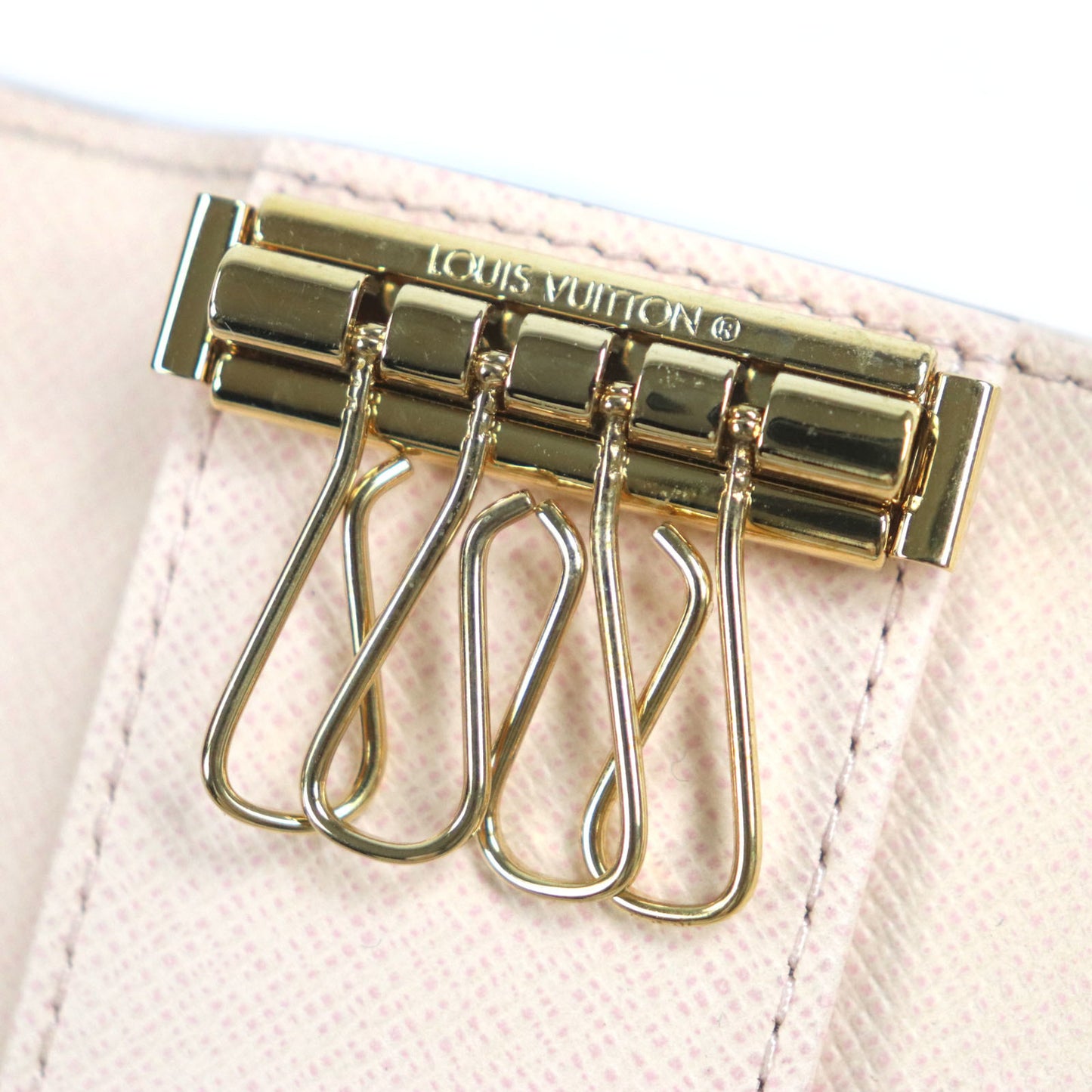 Louis Vuitton M83265 Multicle 4 Chamalow Pink Monogram 4-Ring Key Case With Box And Dust Bag