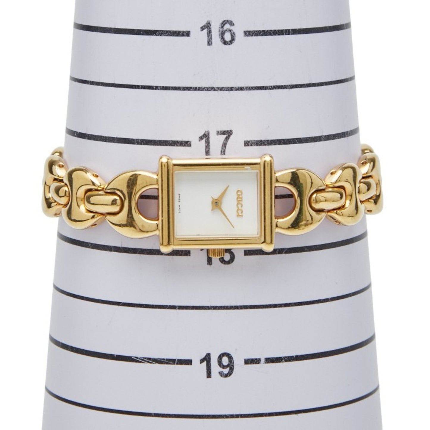 Gucci 1800L Quartz Watch With White Dial And Stainless Steel