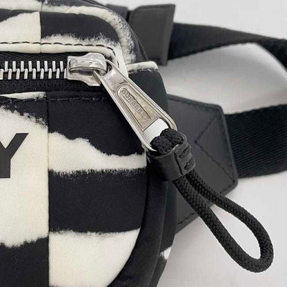 Burberry Body Bag Ec-22942 White Black 8028956 Nylon Leather Burberry Crossbody Belt Waist Pouch