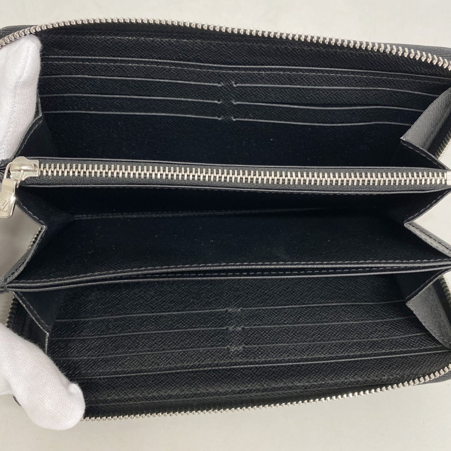 Louis Vuitton Epi Zippy Wallet M61857 Noir
