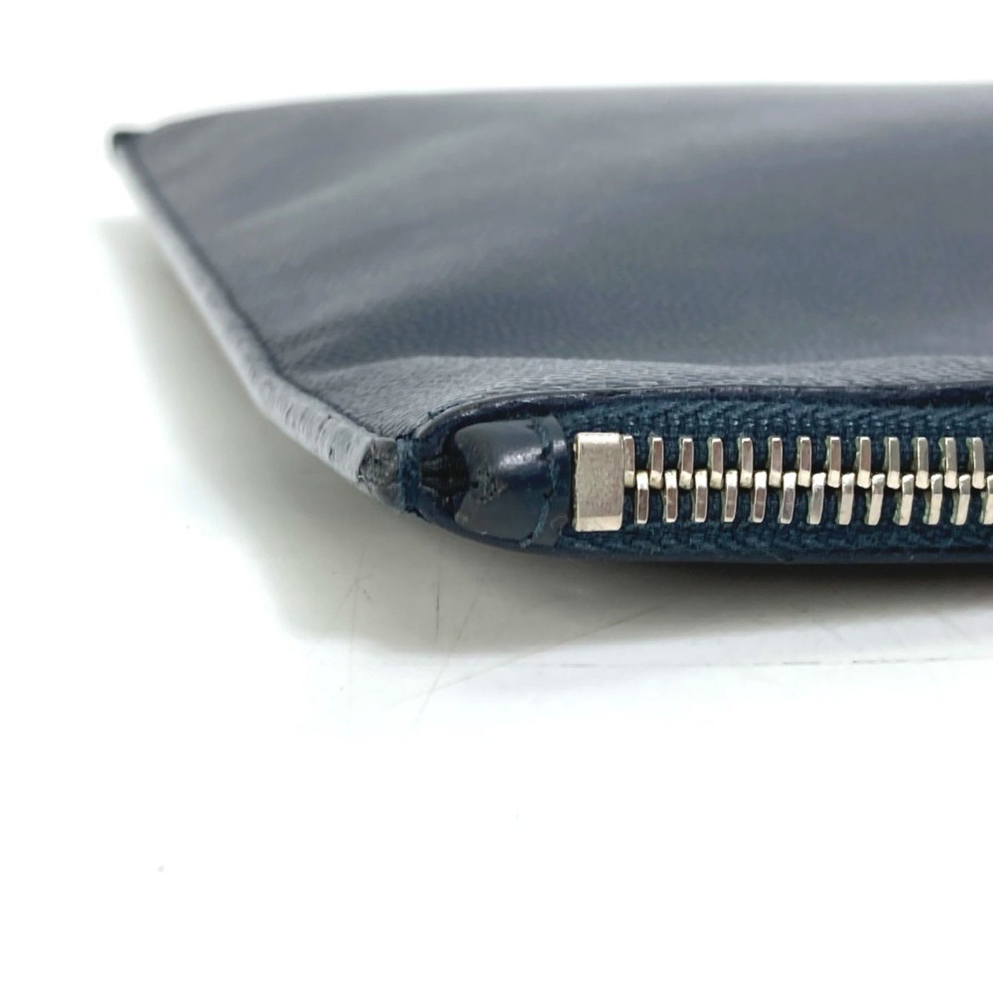 Yves Saint Laurent Saint Laurent Paris 397294 Pouch Saint Laurent Mini Zip Tablet Sleeve Clutch Bag
