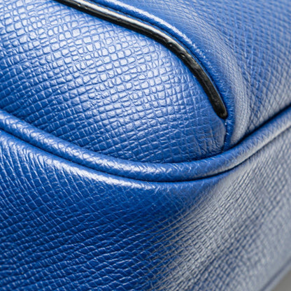Louis Vuitton Taiga Bum Bag