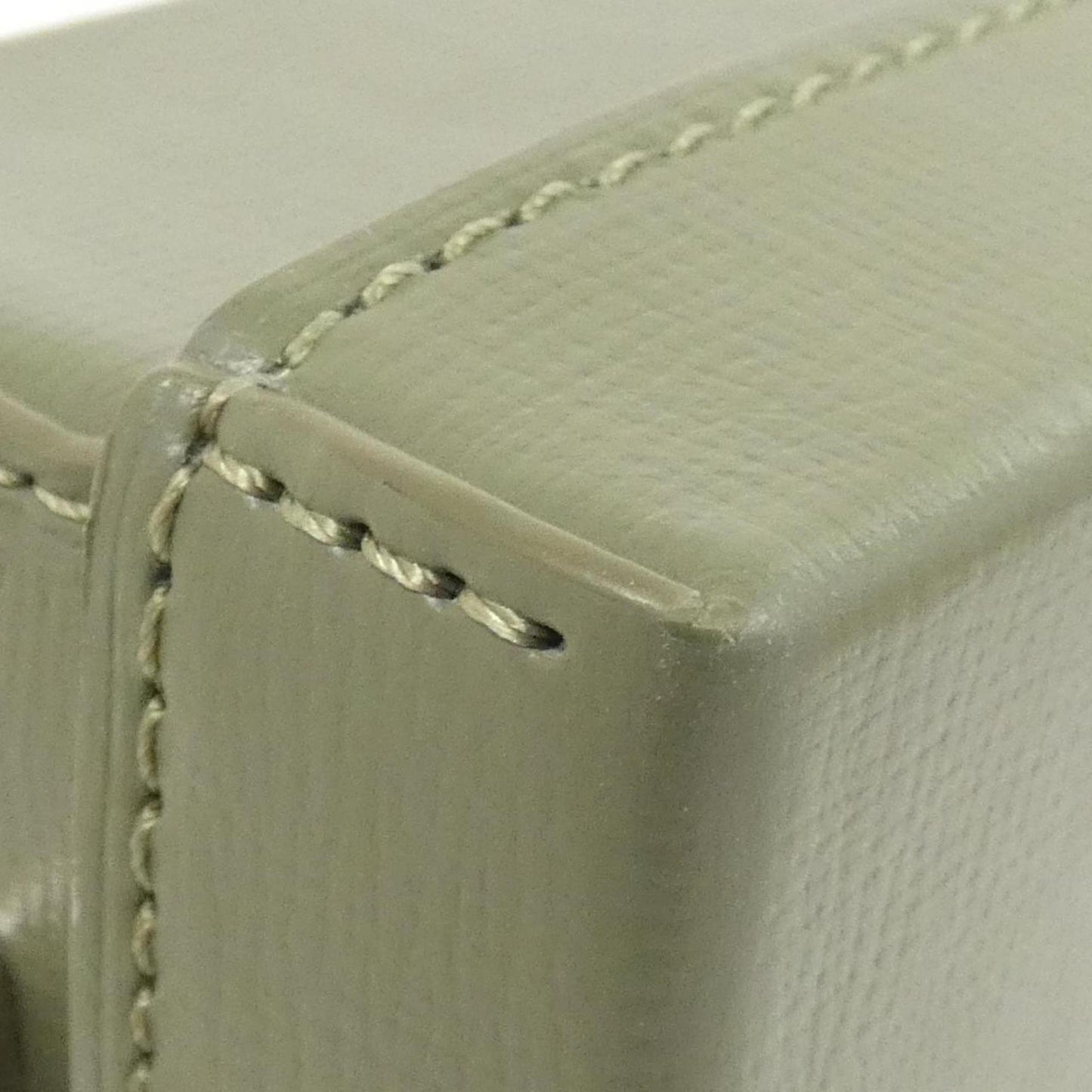 Louis Vuitton Shopper Clutch M26682 Handbag