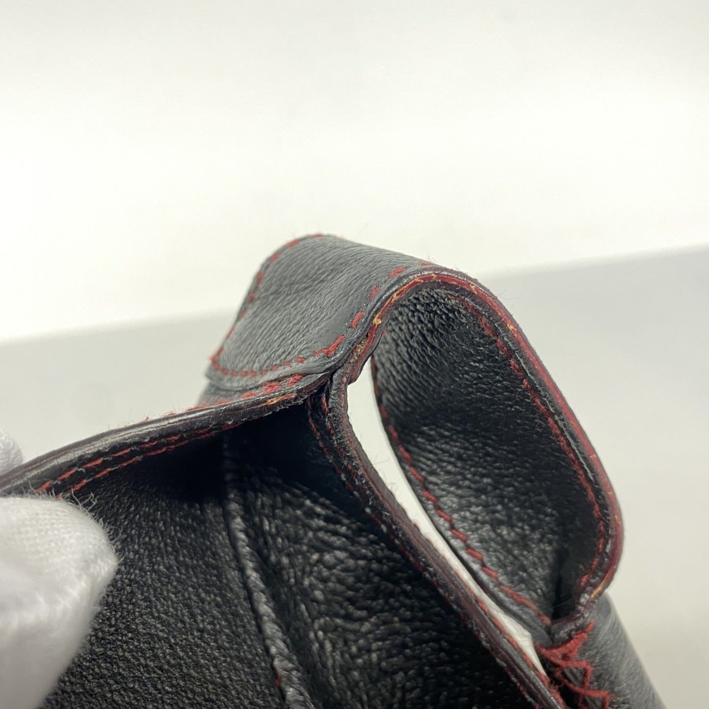 Salvatore Ferragamo Handbag In Black Leather