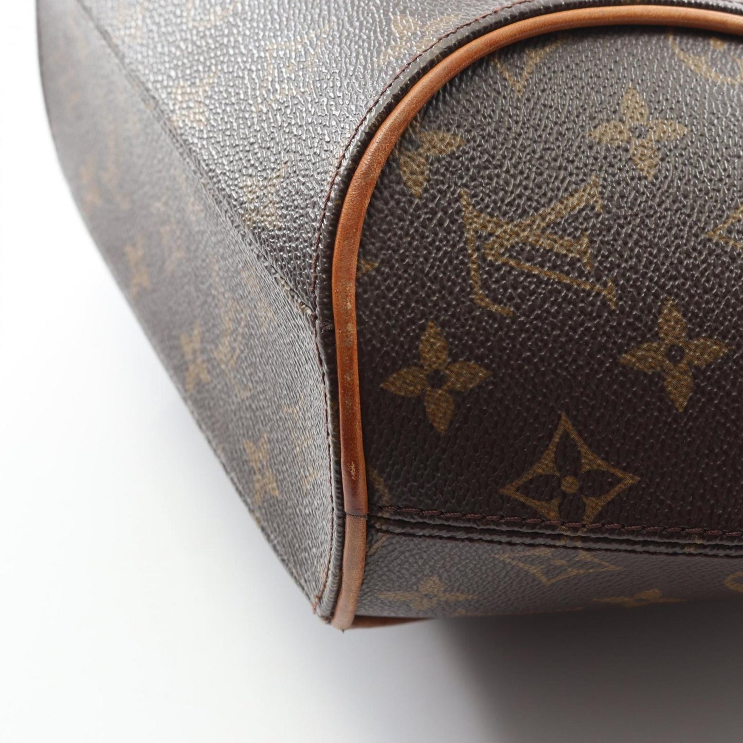 Louis Vuitton Ellipse Pm Handbag