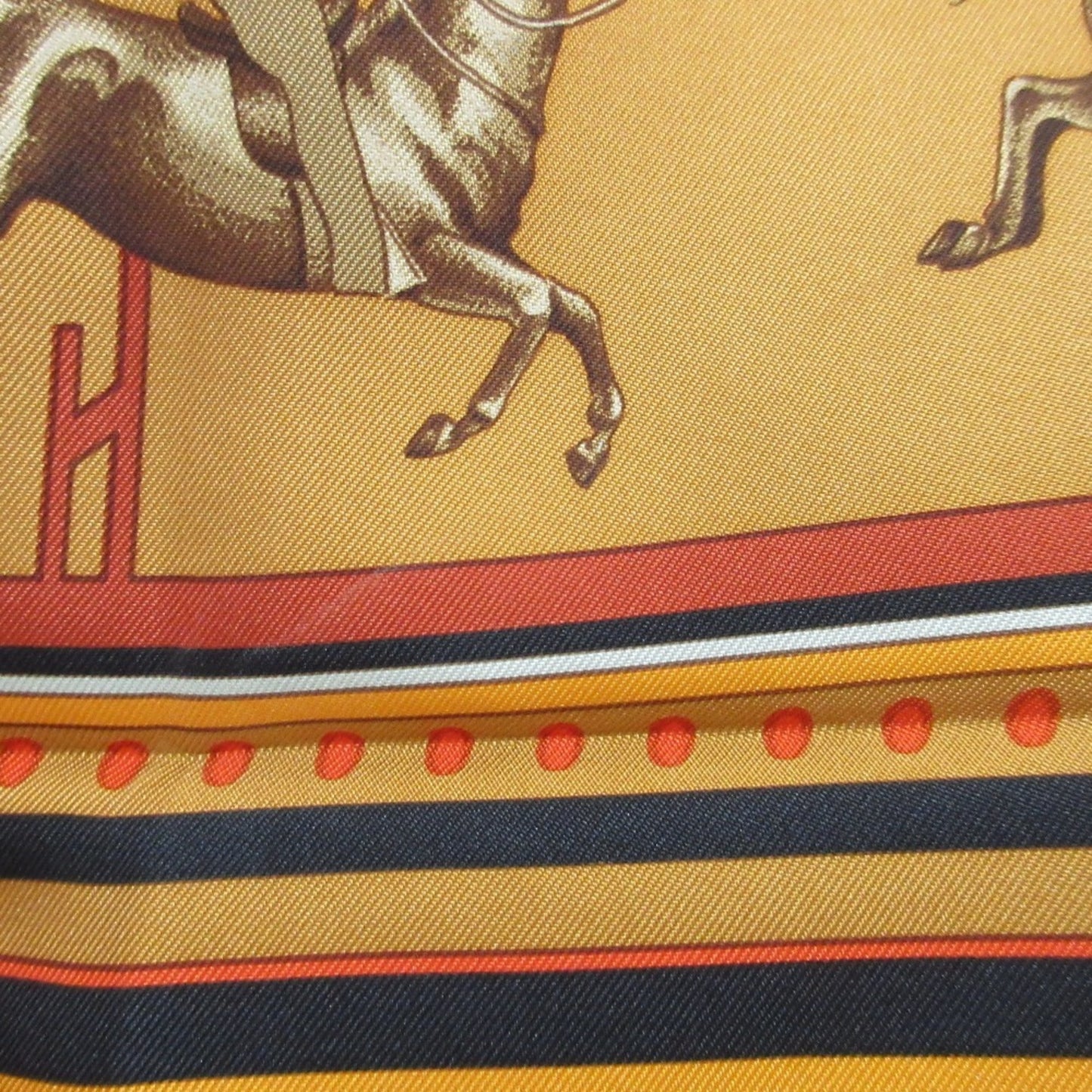 Hermes Sequences Carr 90 Scarf
