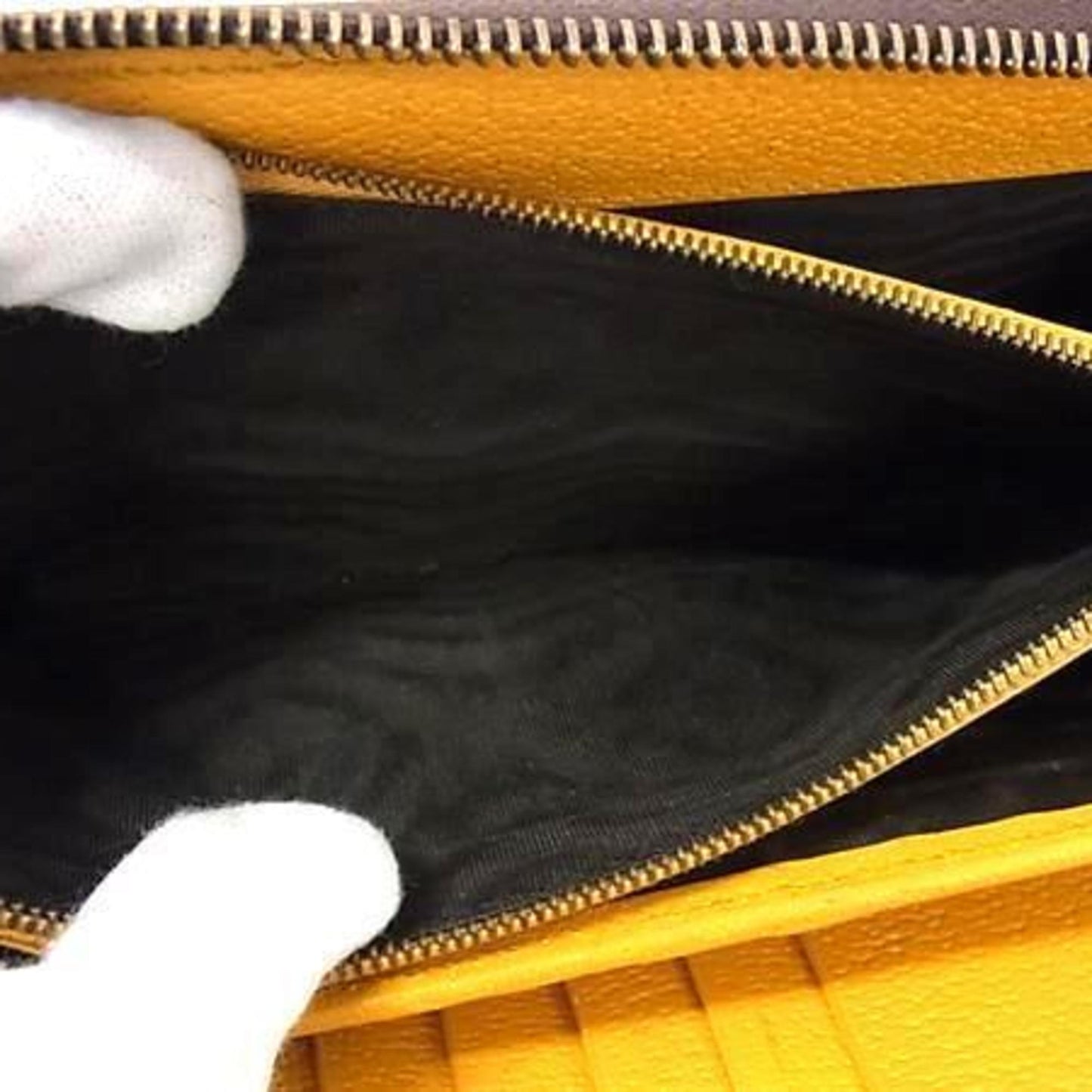 Gucci Neo Zip-Around Wallet 473953 In Beige