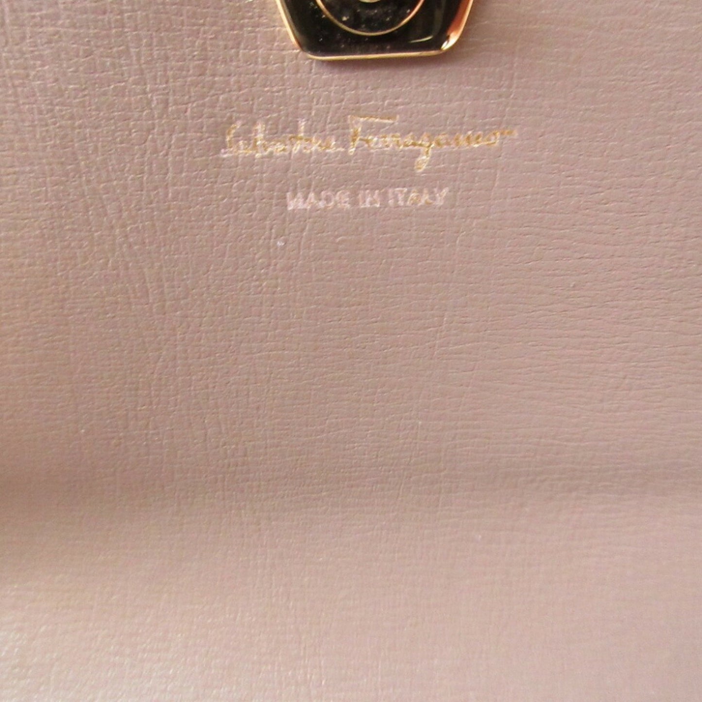 Like New Salvatore Ferragamo Vara Ribbon Leather Grey Bi-Fold Long Wallet 0502Salvatore