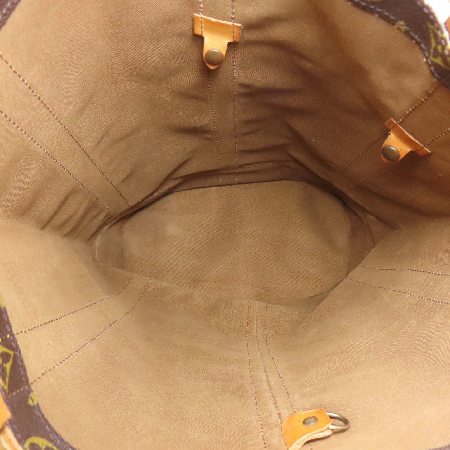 Louis Vuitton M42244 Randonnee Gm Backpack/Daypack In Monogram Canvas