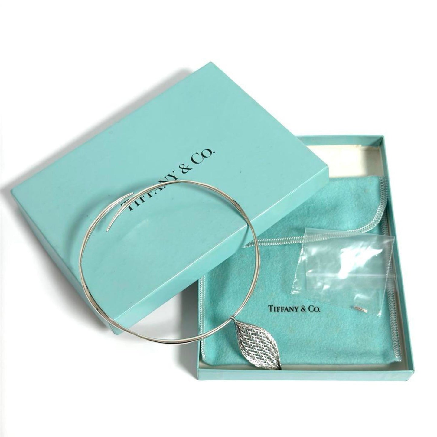 Tiffany Mesh Leaf Pendant Necklace Choker