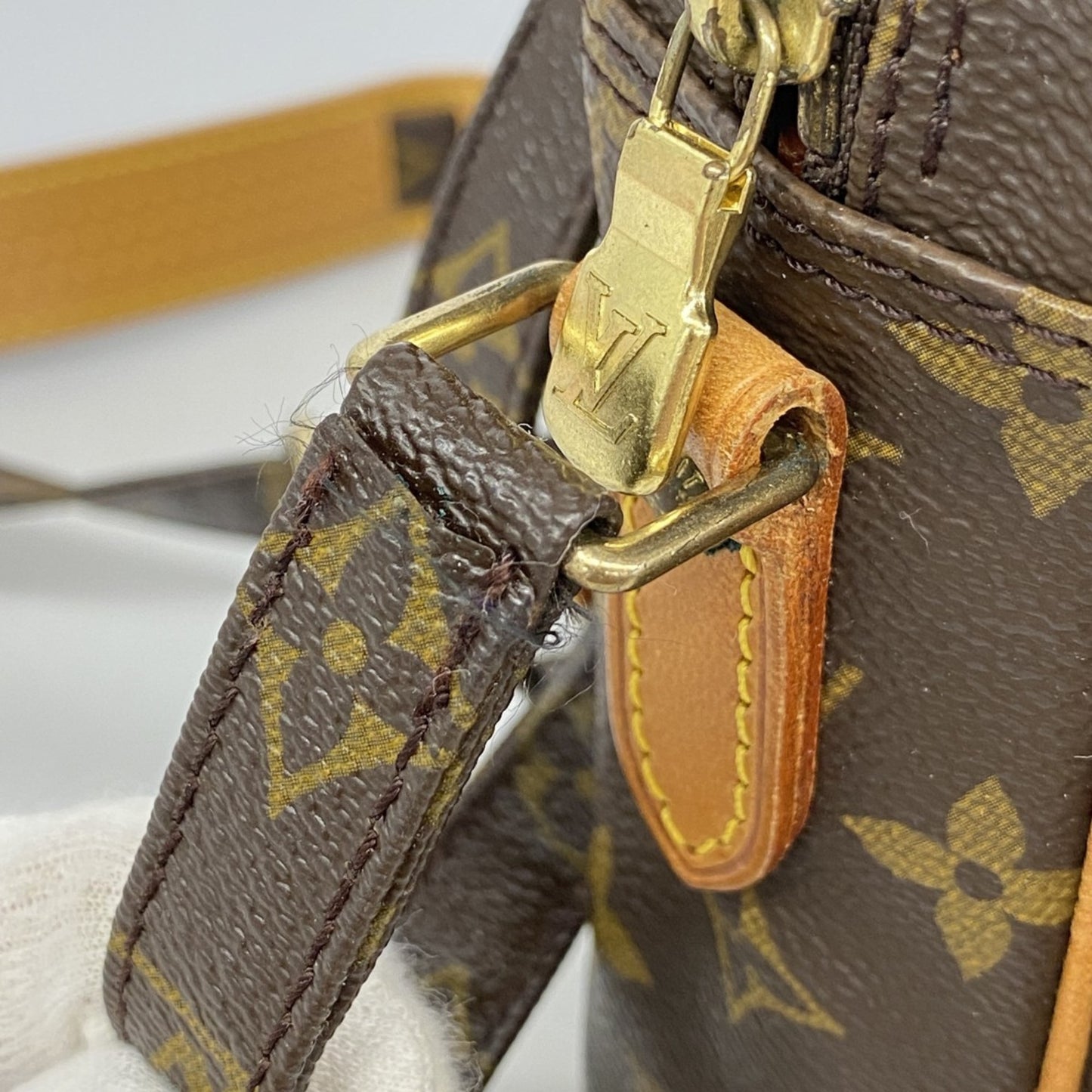 Louis Vuitton Monogram Amazon Shoulder Bag M45236 Brown