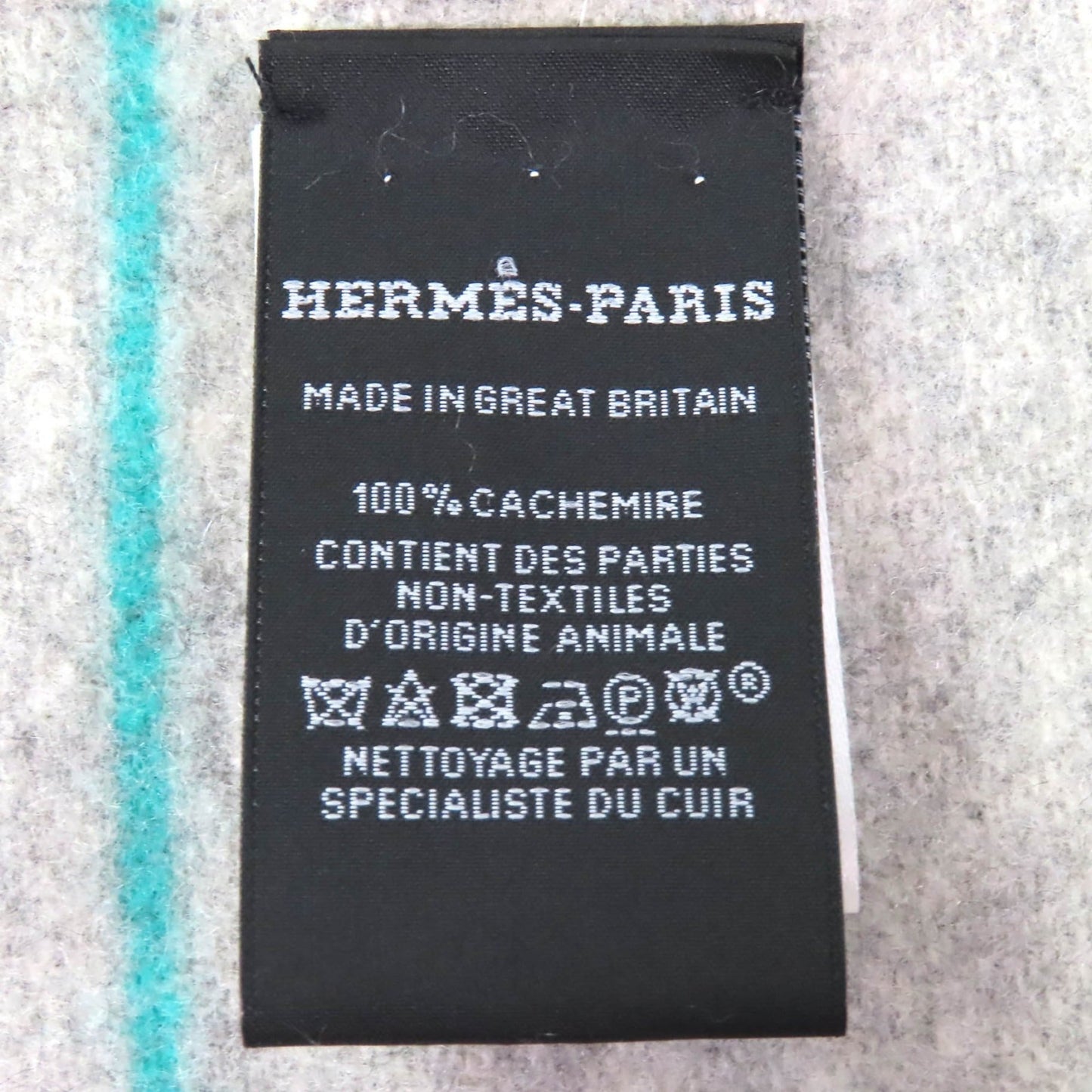 Hermes Neo Rocabar 100% Cashmere Gris Chine Leather Logo Patch Fringe Scarf/Shawl With Box