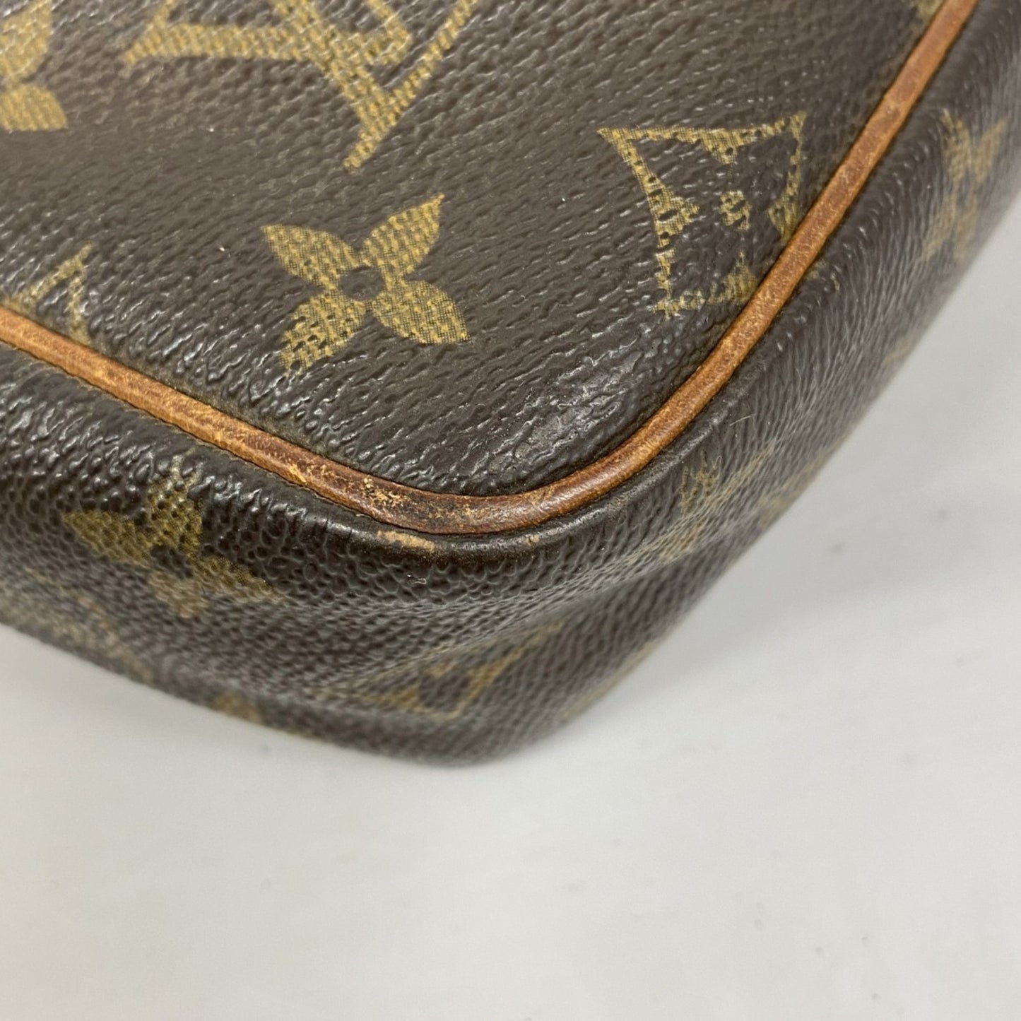 Louis Vuitton Monogram Compigne 23 Clutch Bag M51847 Brown