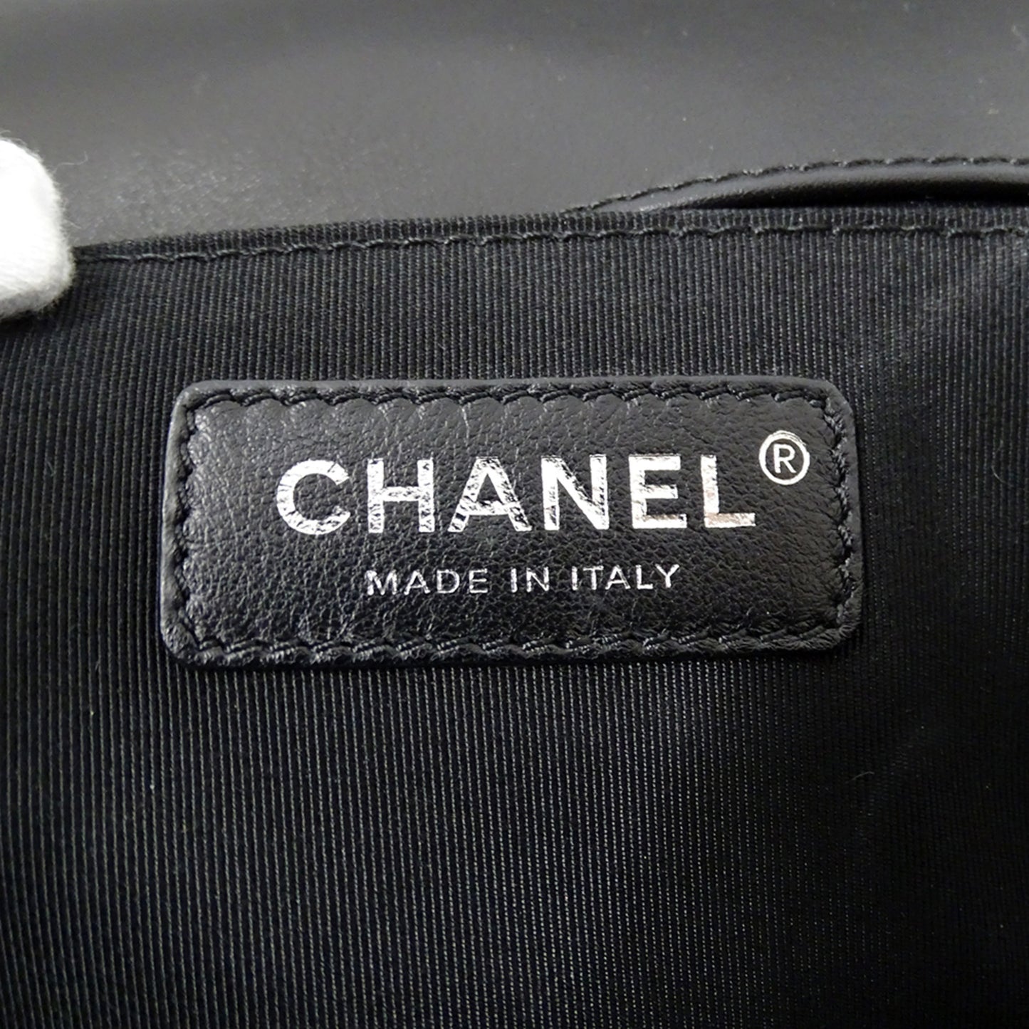 Chanel Boy Women'S Shoulder Bag In Tweed Leather