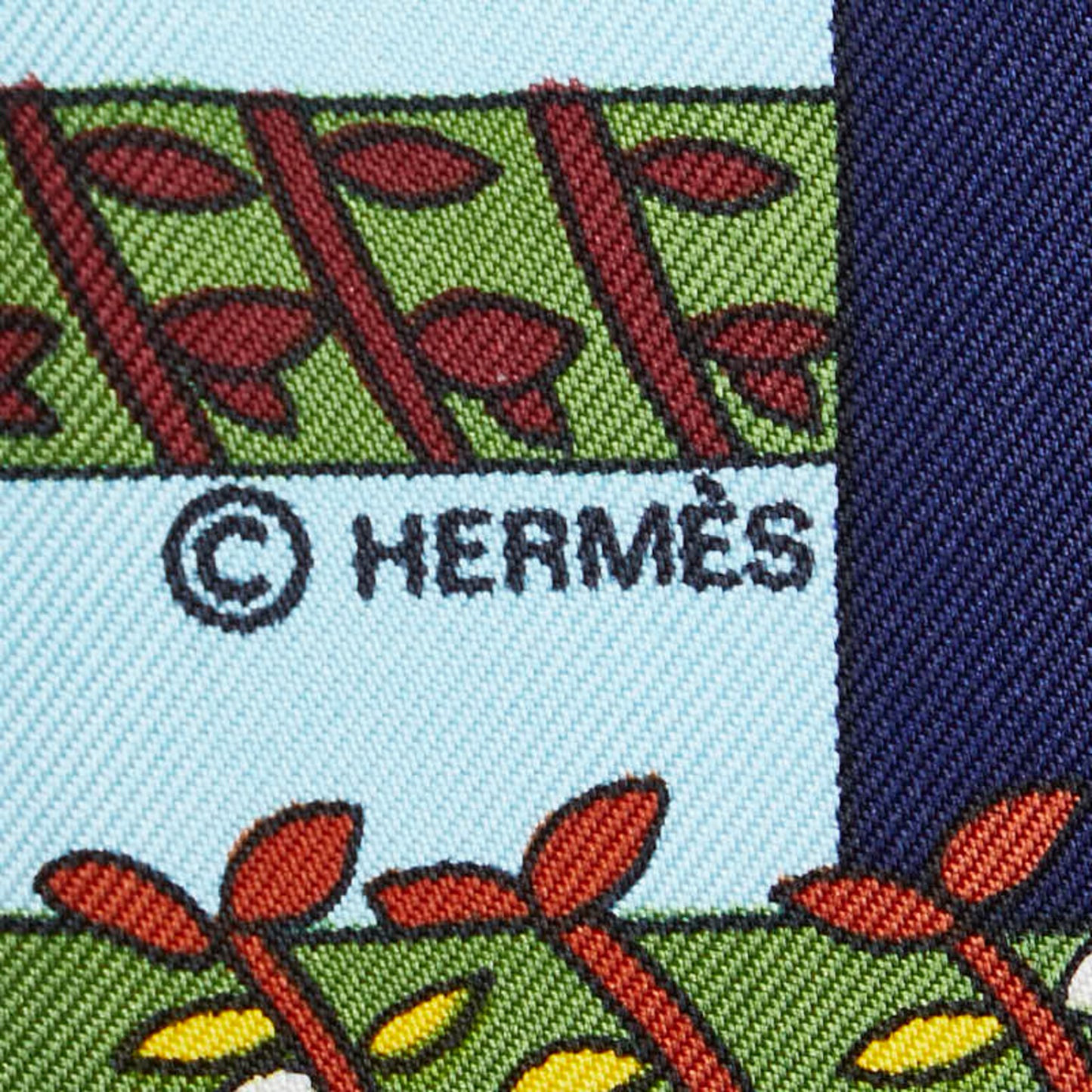 Hermes Carre 90 Le Paradis Du Roy King'S Paradise Scarf Muffler Red Multicolor