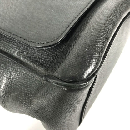 Louis Vuitton M32702 Taiga Milo Bag Crossbody Flap Messenger Shoulder Leather