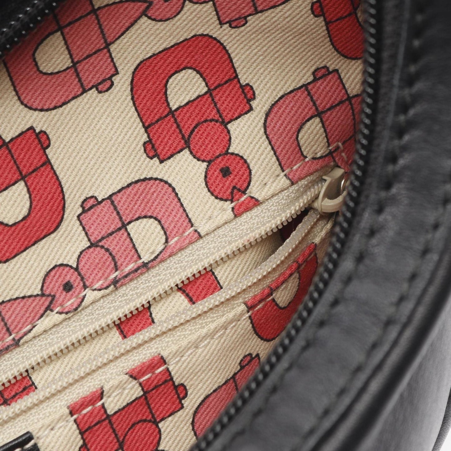 Gucci Hysteria Crest Shoulder Bag In Coated Canvas And Leather