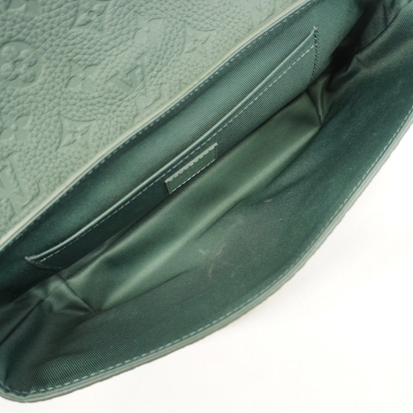 Louis Vuitton Monogram Taurillon S Cape Shoulder Bag M24439 Green