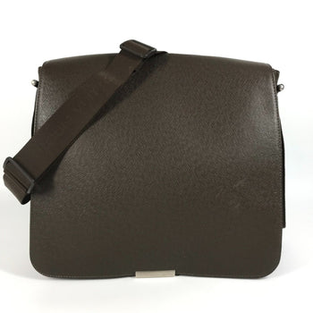 Louis Vuitton Taiga Victor M30148 Crossbody Flap Messenger Bag