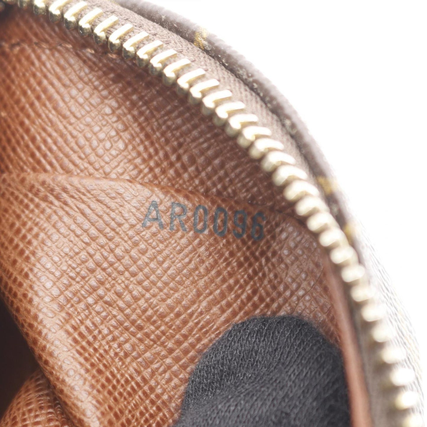 Louis Vuitton Nile Shoulder Bag